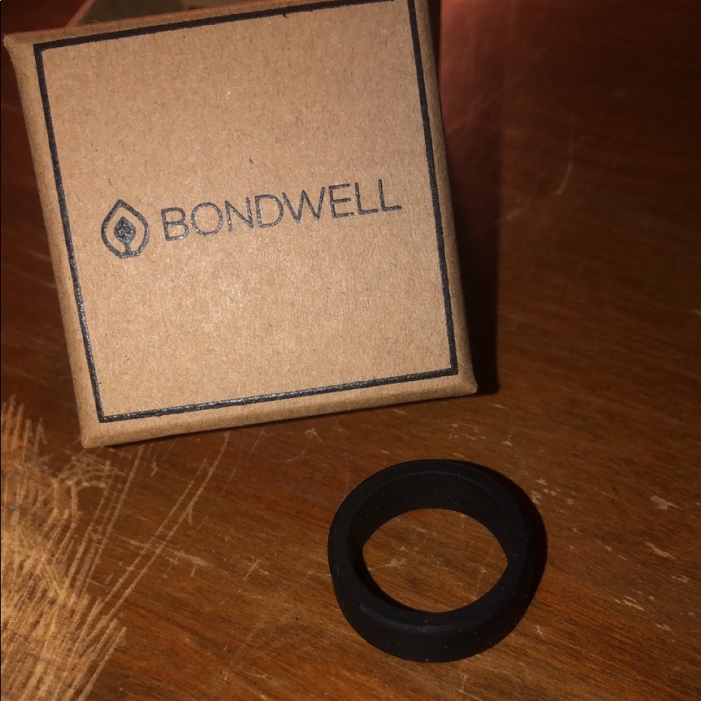 Bondwell black silicon ring men’s size 10
